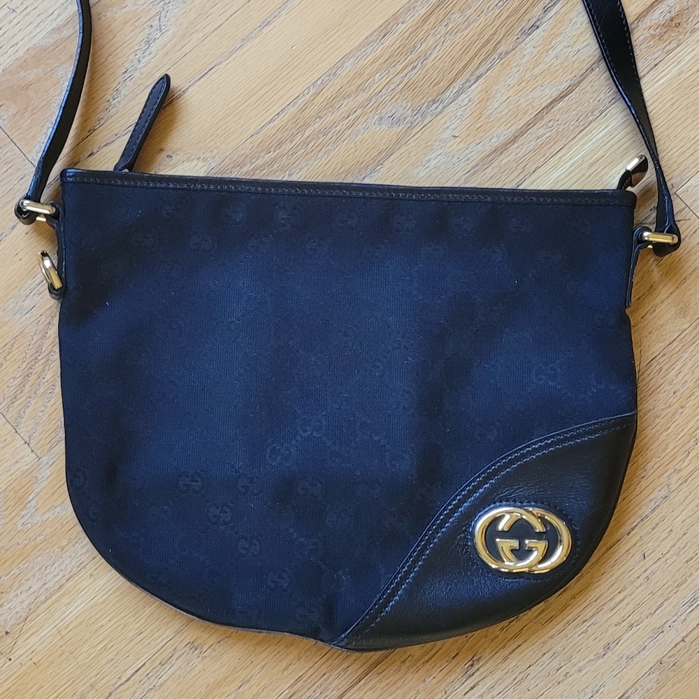 Vintage Gucci purse